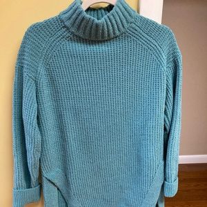 Light Blue Tunic Pullover Sweater XS